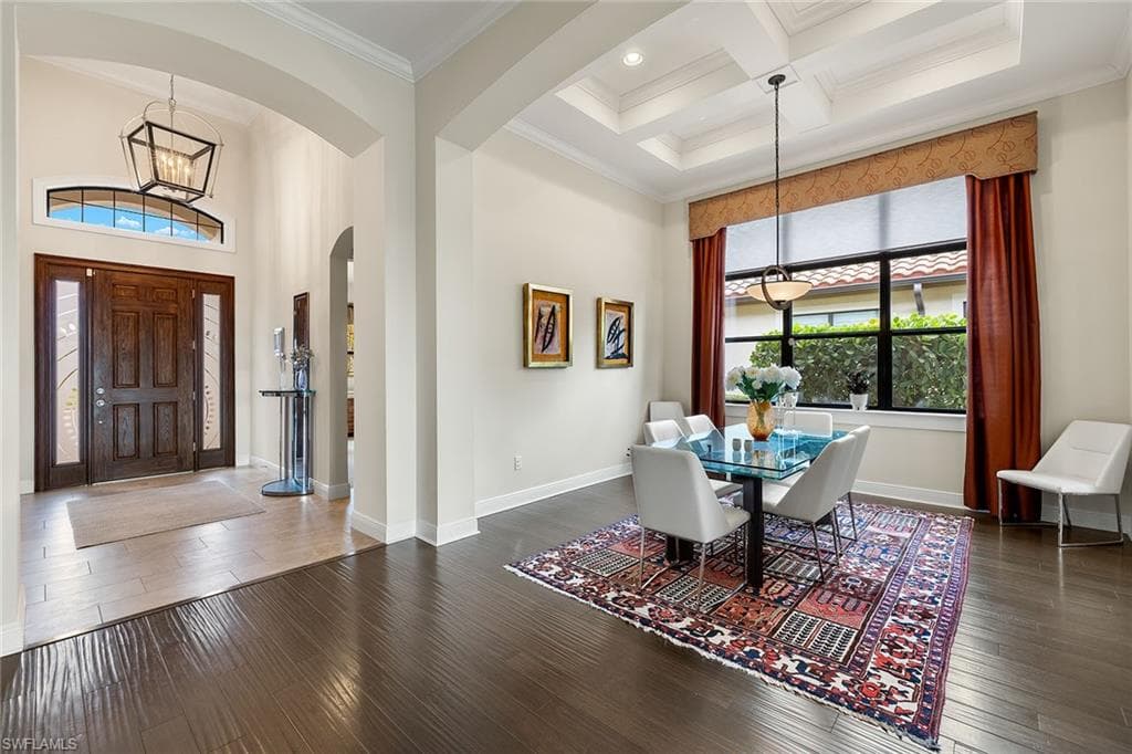 12454 Lockford Ln, Naples, FL 34120-2