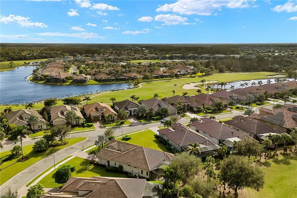 12454 Lockford Ln, Naples, FL 34120-46