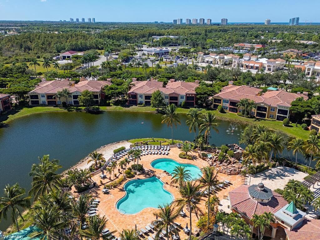 8516 Via Lungomare Cir 104, Estero, FL 33928-14