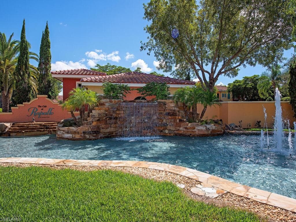 8516 Via Lungomare Cir 104, Estero, FL 33928-17