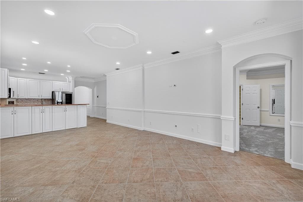14266 Reflection Lakes Dr, Fort Myers, FL 33907-8