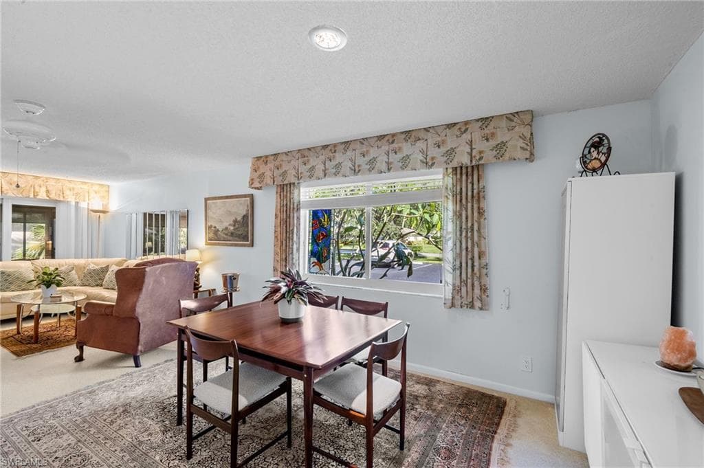 50 Glades Blvd 1, Naples, FL 34112-12
