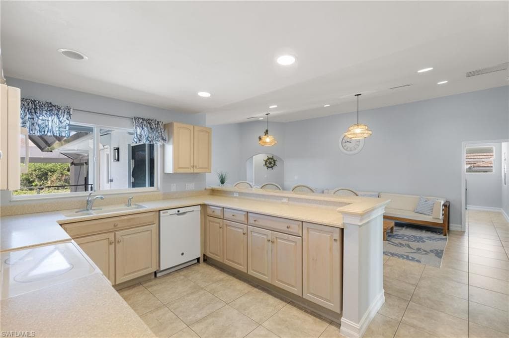 1031 Mendel Ave, Marco Island, FL 34145-9