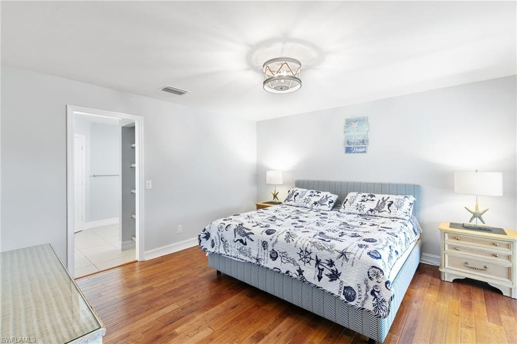 1031 Mendel Ave, Marco Island, FL 34145-17