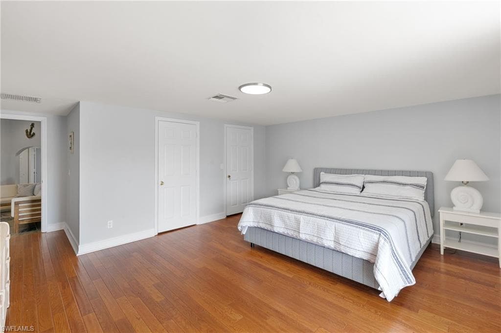 1031 Mendel Ave, Marco Island, FL 34145-25