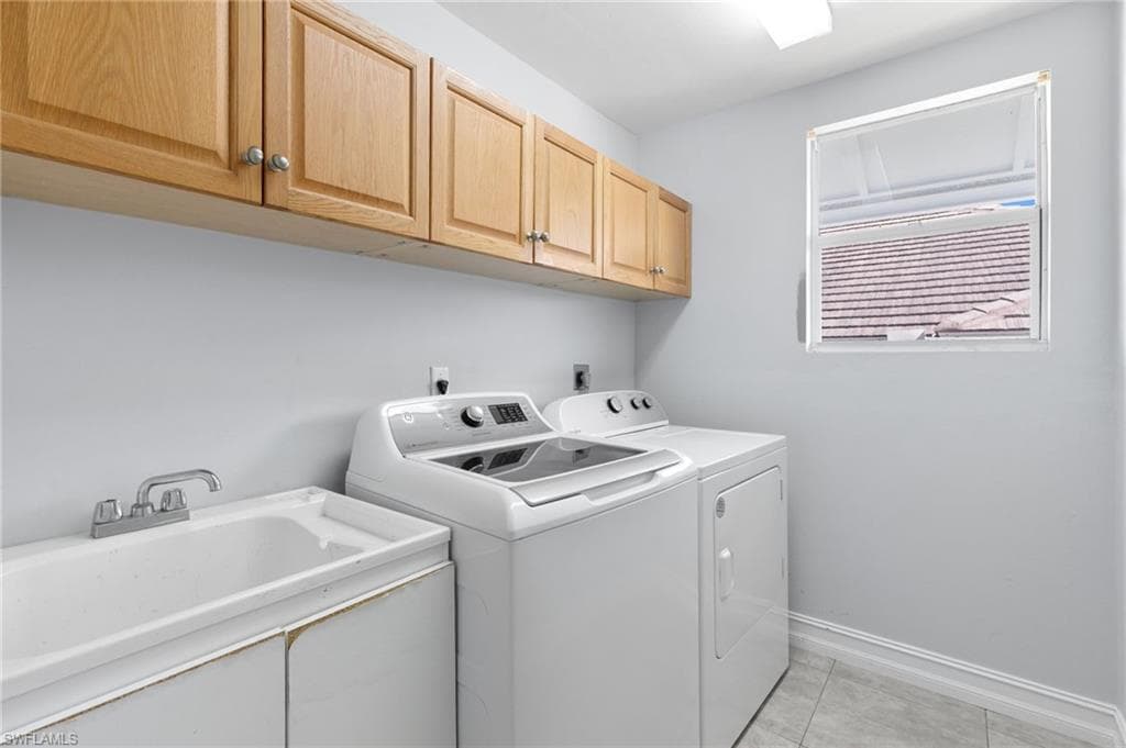 1031 Mendel Ave, Marco Island, FL 34145-27