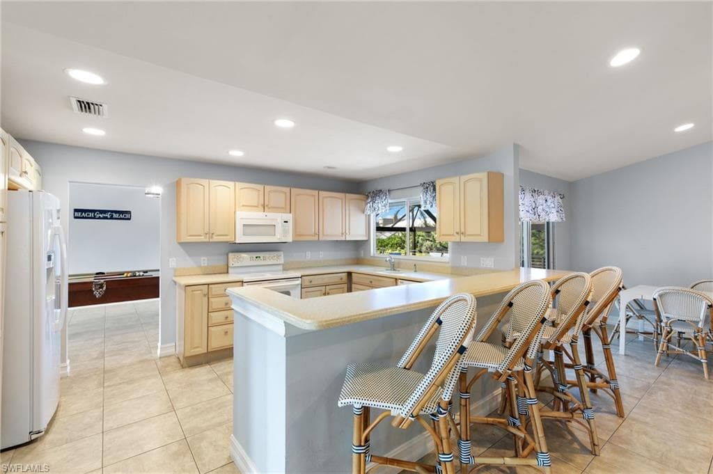 1031 Mendel Ave, Marco Island, FL 34145-4