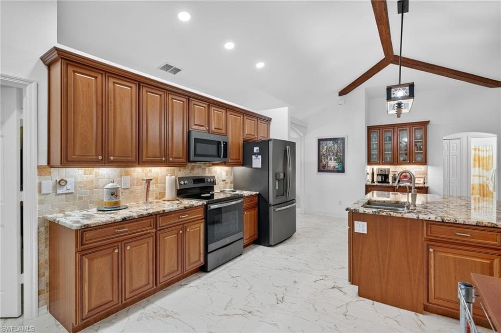 1741 17th St SW, Naples, FL 34117-18