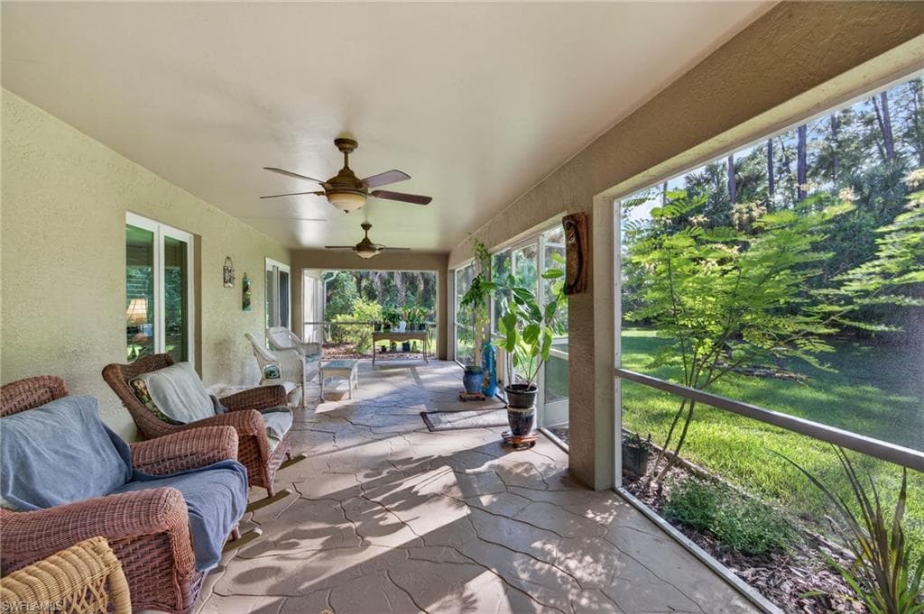 1741 17th St SW, Naples, FL 34117-40