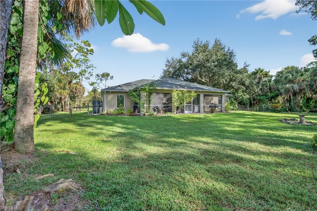 1741 17th St SW, Naples, FL 34117-44