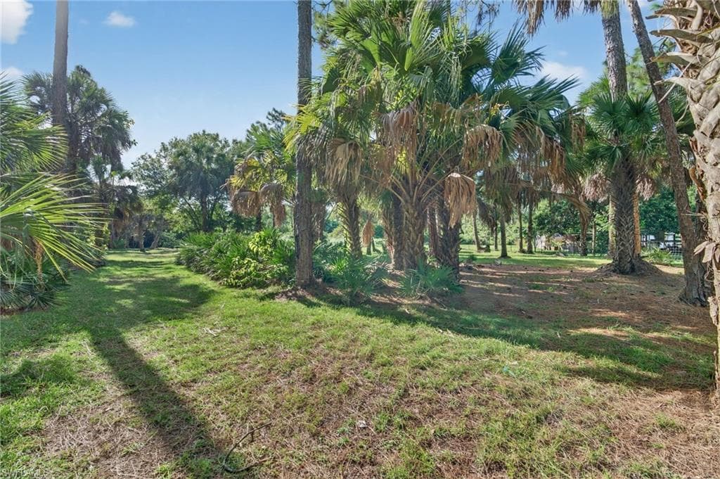 1741 17th St SW, Naples, FL 34117-45