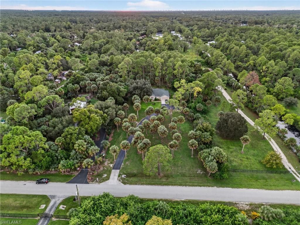 1741 17th St SW, Naples, FL 34117-48