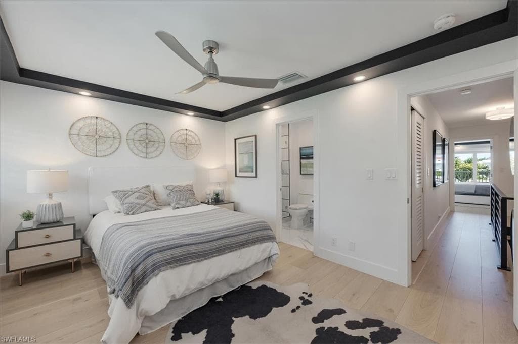 800 River Point Dr 212, Naples, FL 34102-19