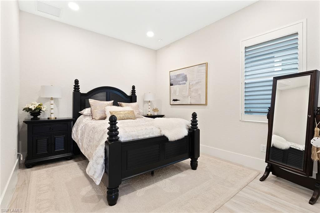 8829 Paradera Ct, Naples, FL 34112-15