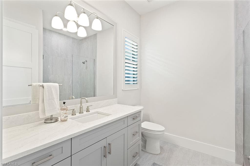 8829 Paradera Ct, Naples, FL 34112-18