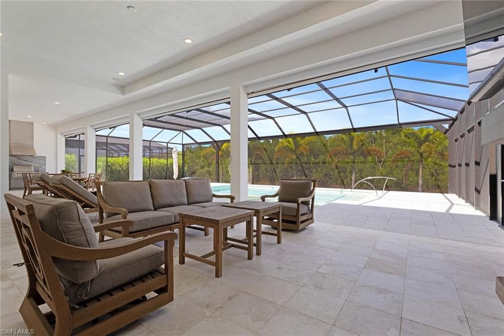 8829 Paradera Ct, Naples, FL 34112-21