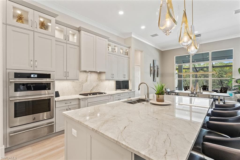 8829 Paradera Ct, Naples, FL 34112-7