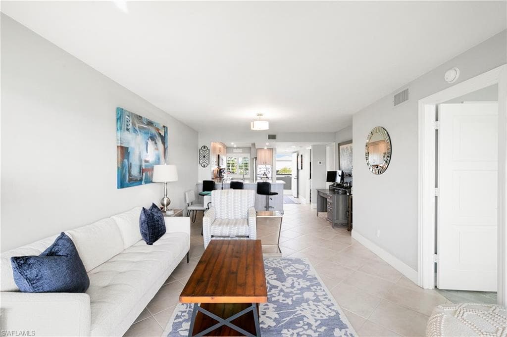 730 Elkcam Cir 210, Marco Island, FL 34145-11
