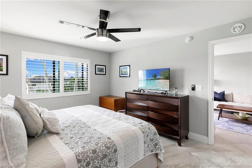 730 Elkcam Cir 210, Marco Island, FL 34145-13