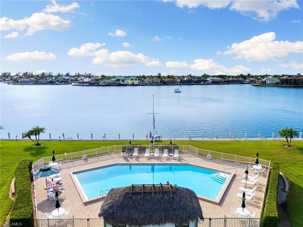 730 Elkcam Cir 210, Marco Island, FL 34145-23