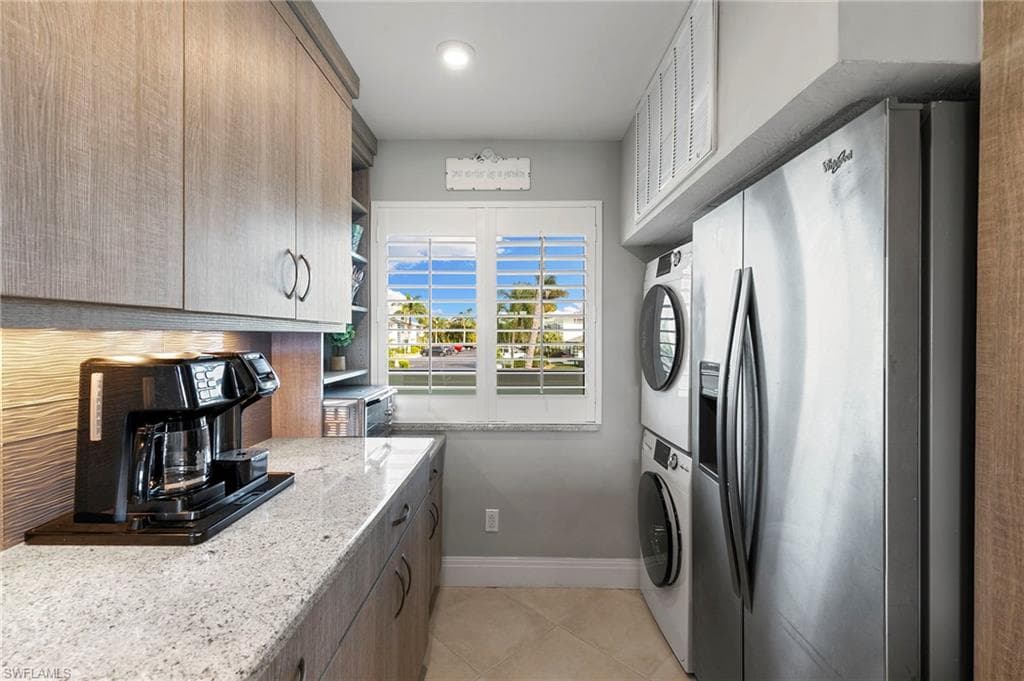 730 Elkcam Cir 210, Marco Island, FL 34145-6