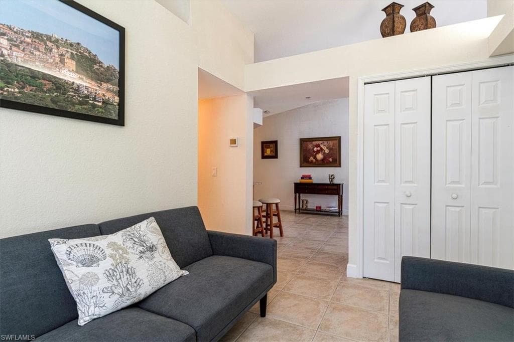 26651 Rosewood Pointe Cir 204, Bonita Springs, FL 34135-4