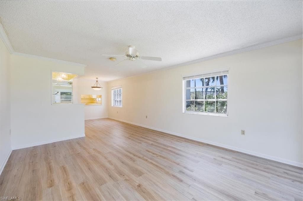 315 Saint Andrews Blvd D5, Naples, FL 34113-5