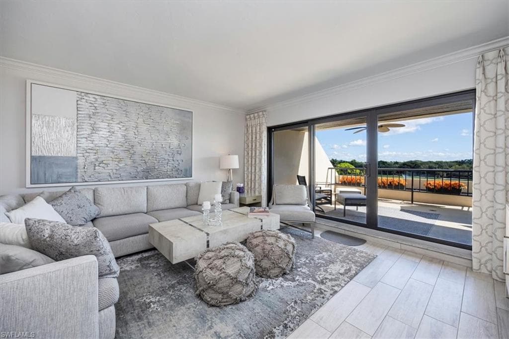 6300 Pelican Bay Blvd 404a, Naples, FL 34108-8