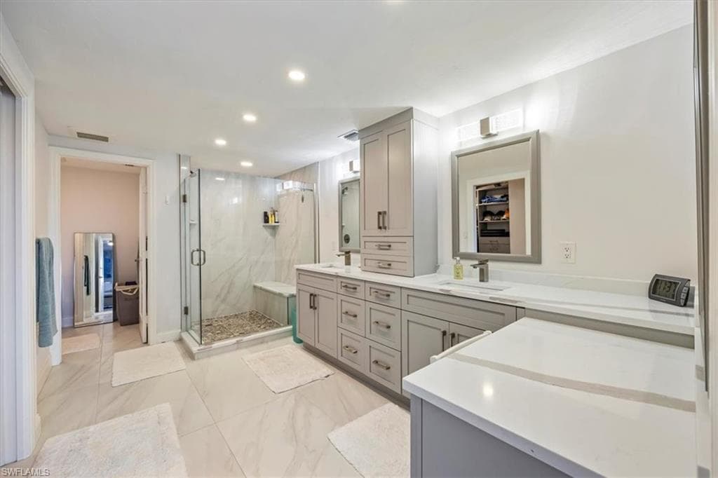 6300 Pelican Bay Blvd 404a, Naples, FL 34108-10