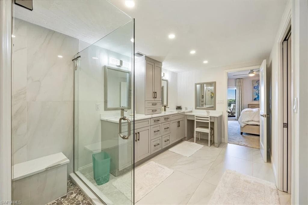 6300 Pelican Bay Blvd 404a, Naples, FL 34108-11