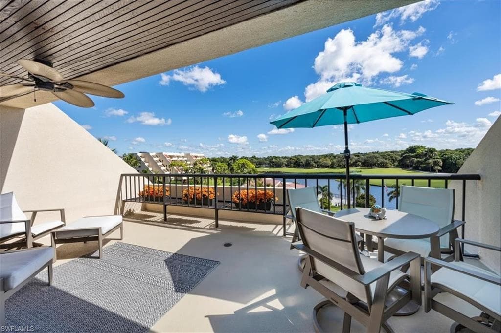 6300 Pelican Bay Blvd 404a, Naples, FL 34108-17