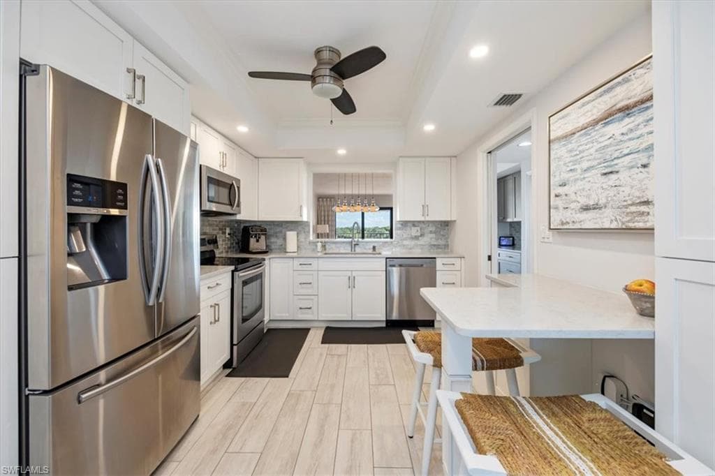 6300 Pelican Bay Blvd 404a, Naples, FL 34108-21