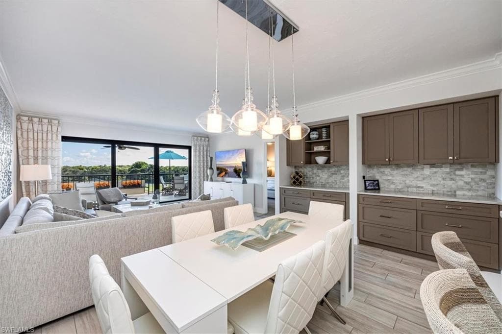 6300 Pelican Bay Blvd 404a, Naples, FL 34108-5