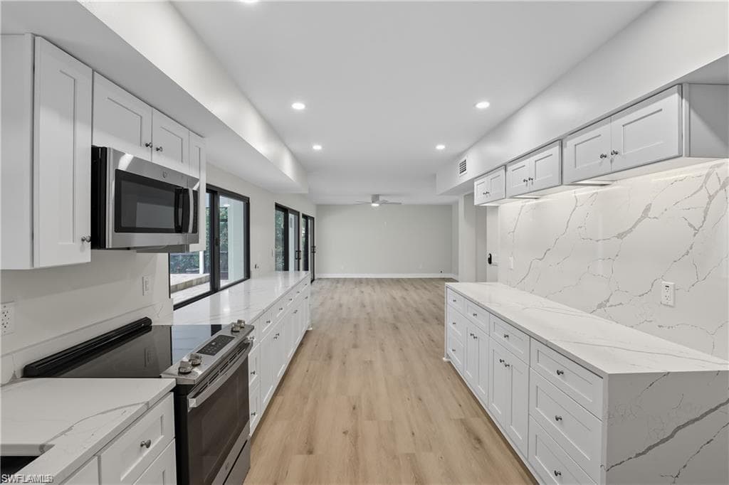 8531 Yorkshire Ln, Fort Myers, FL 33919-11