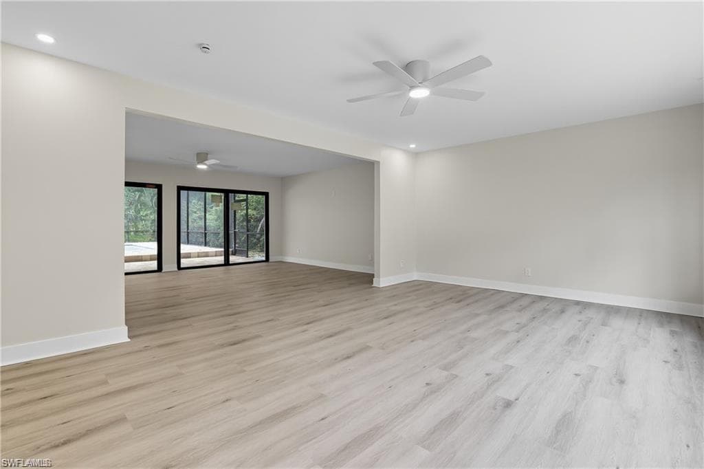 8531 Yorkshire Ln, Fort Myers, FL 33919-15