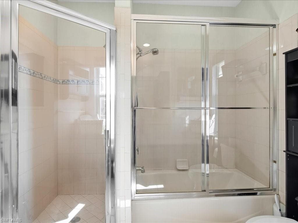 28 Madagascar Ct, Marco Island, FL 34145-16