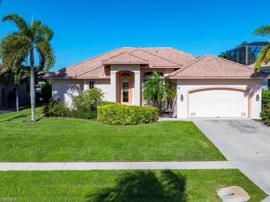 28 Madagascar Ct, Marco Island, FL 34145-3