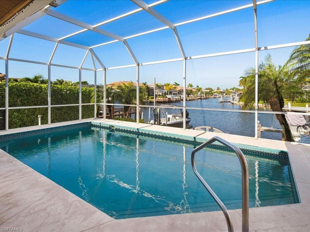 28 Madagascar Ct, Marco Island, FL 34145-4