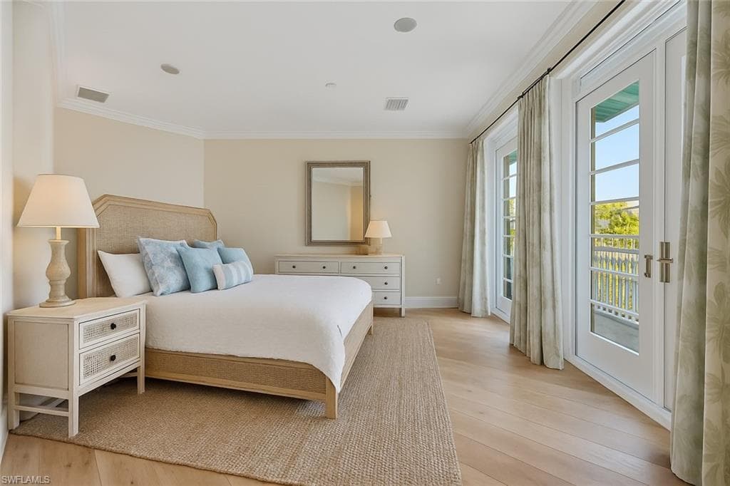 1001 10th Ave S C1, Naples, FL 34102-12