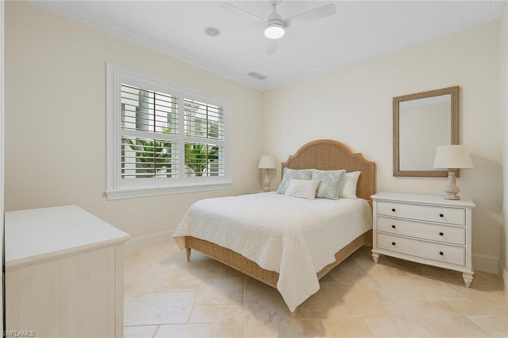 1001 10th Ave S C1, Naples, FL 34102-16