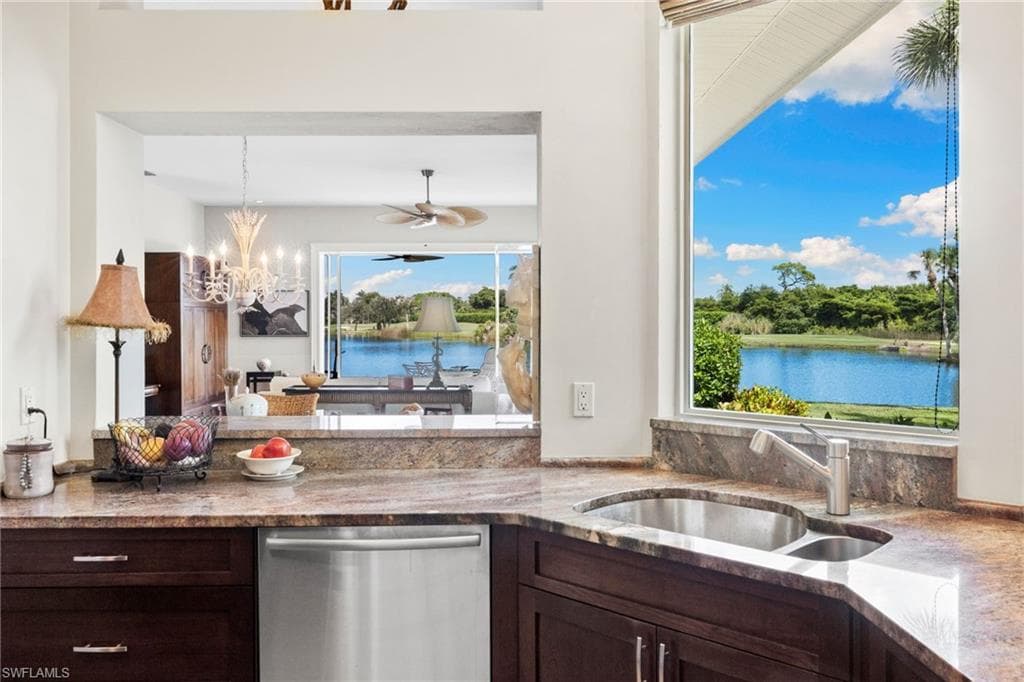 2153 Paget Cir, Naples, FL 34112-11