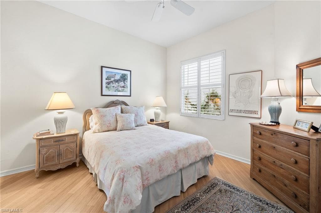 2153 Paget Cir, Naples, FL 34112-17