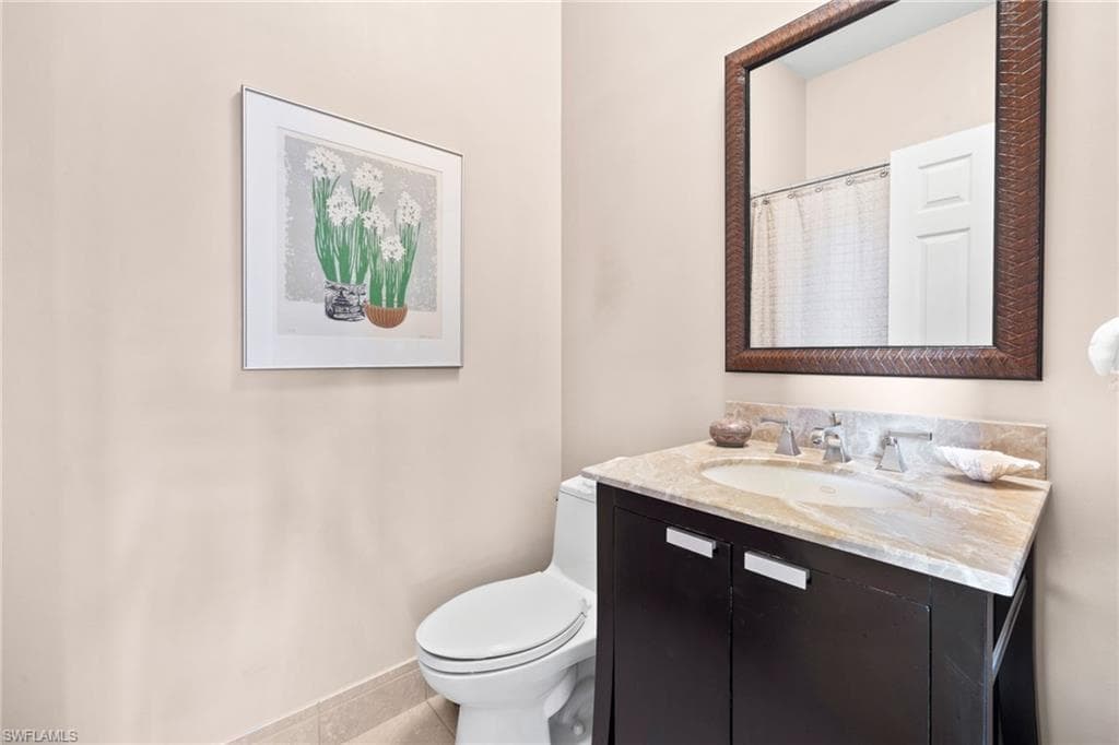 2153 Paget Cir, Naples, FL 34112-19