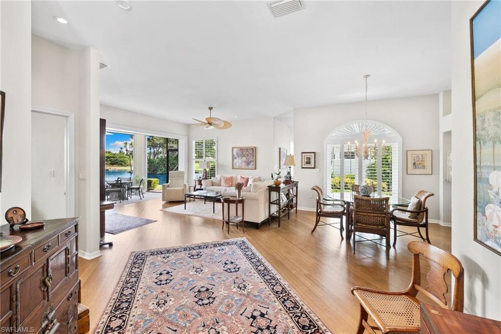 2153 Paget Cir, Naples, FL 34112-5