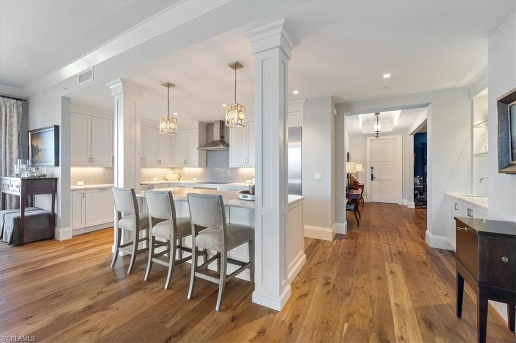 1035 3rd Ave S 401, Naples, FL 34102-12