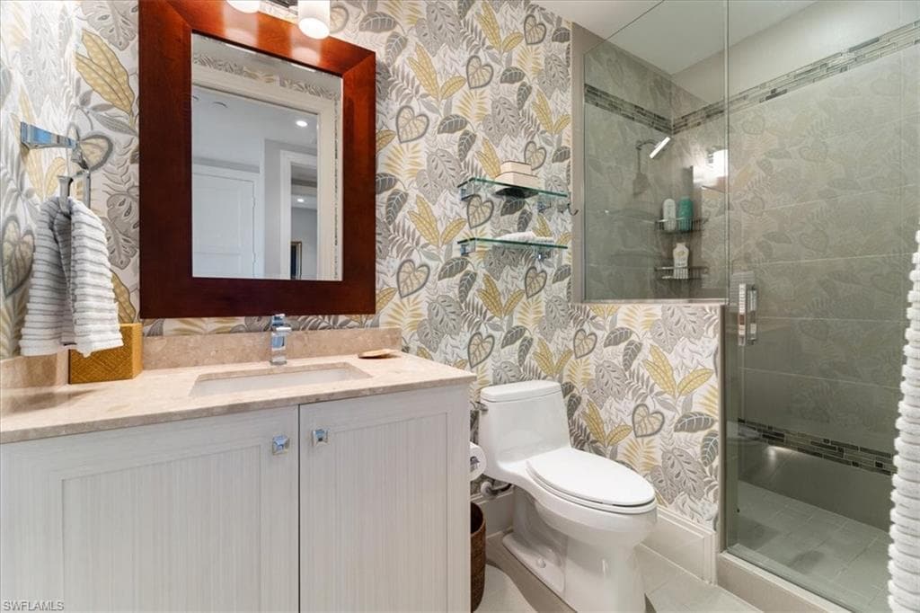 1035 3rd Ave S 401, Naples, FL 34102-17