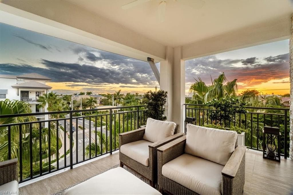 1035 3rd Ave S 401, Naples, FL 34102-34