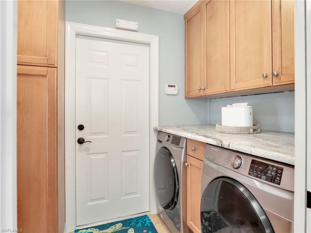 1774 Ivy Pointe Ct, Naples, FL 34109-36