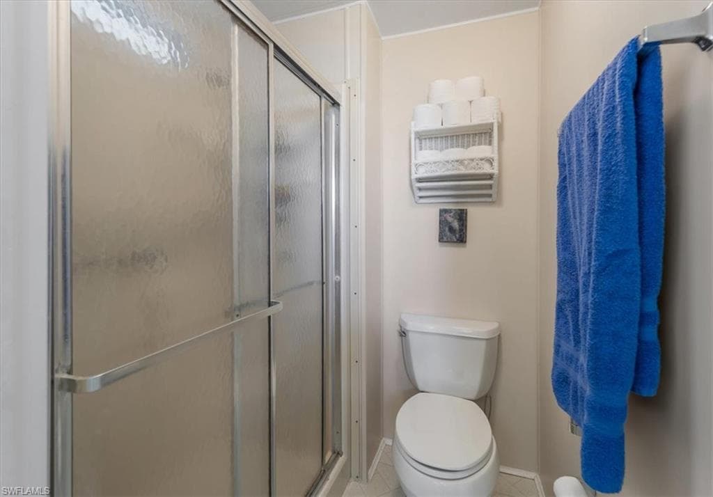 10 Lake Diane Dr, Naples, FL 34114-17