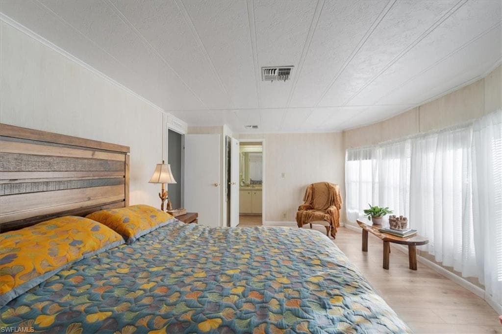 10 Lake Diane Dr, Naples, FL 34114-20